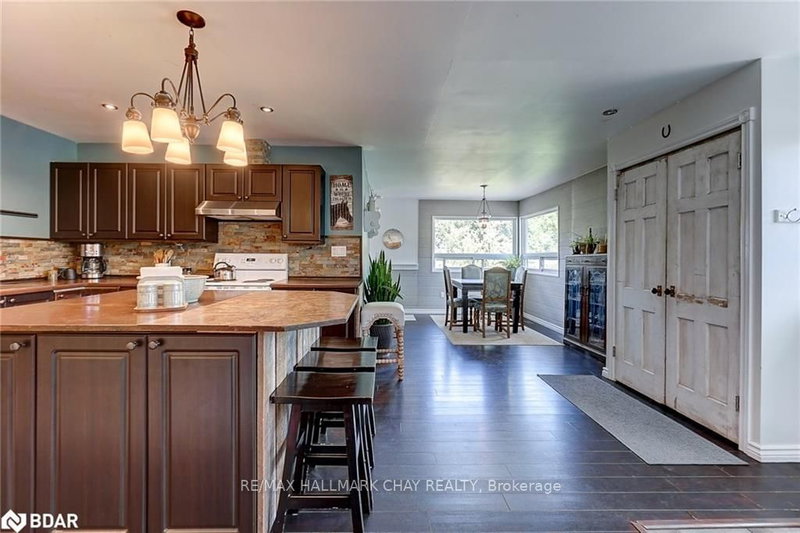 1104 Ferrier Ave, Innisfil, L0L 1W0 | Image 3