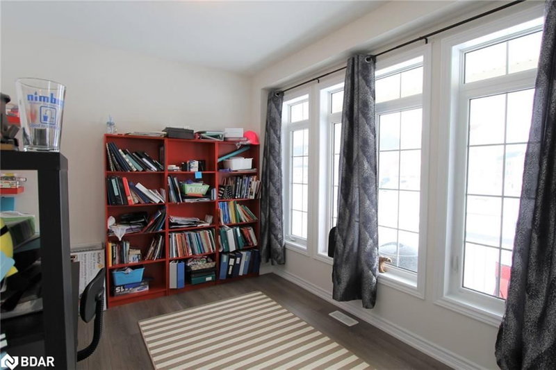 184 Brownley Lane, Essa, L0M 1B6 | Image 3