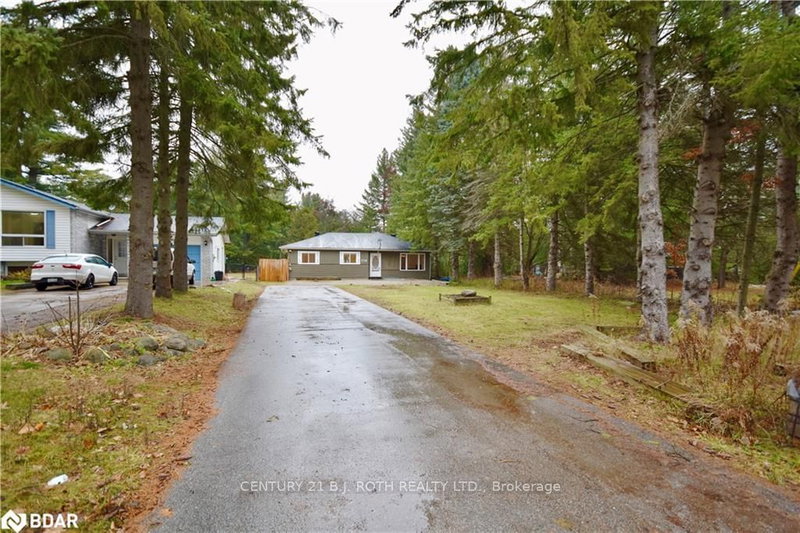 778 Pine Grove Ave, Innisfil, L9S 2K2 | Image 2