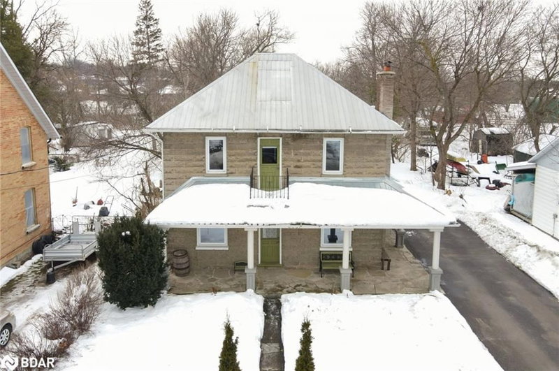 8061 Main St, Adjala-Tosorontio, L0M 1J0 | Image 2