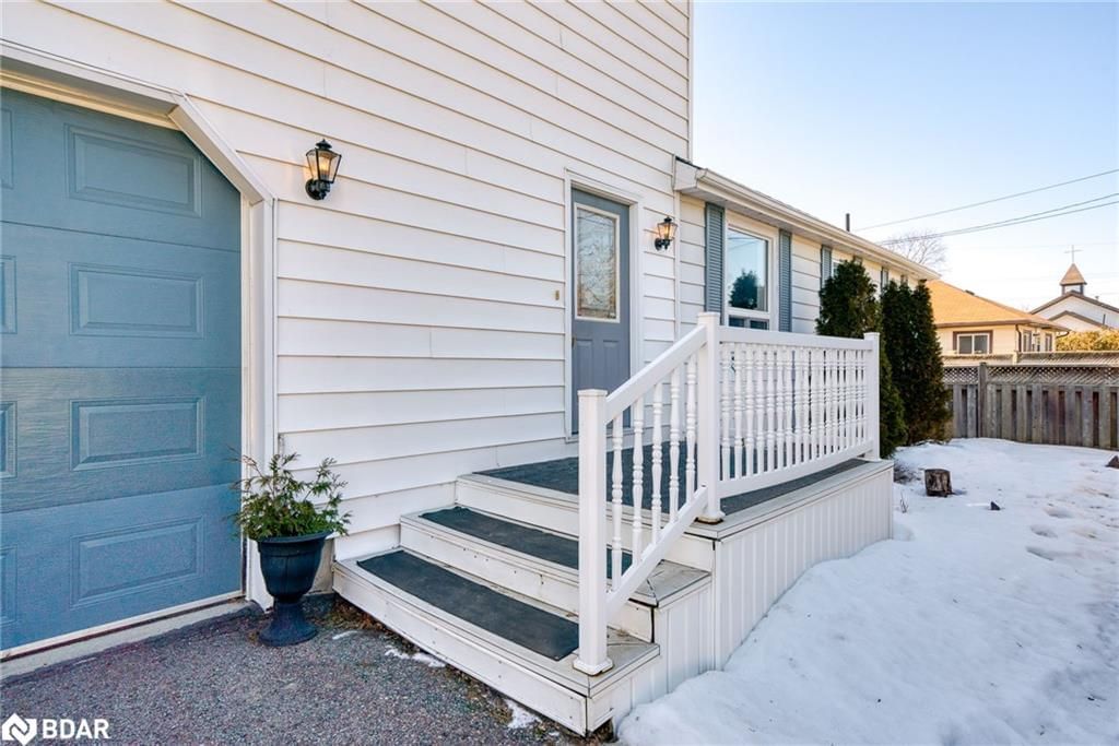 Listing Image 7