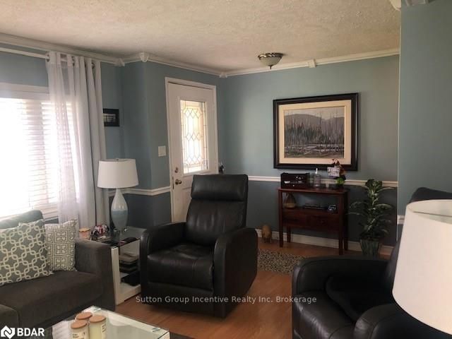 23 Mimosa Cres, Innisfil, L9S 1P9 | Image 3