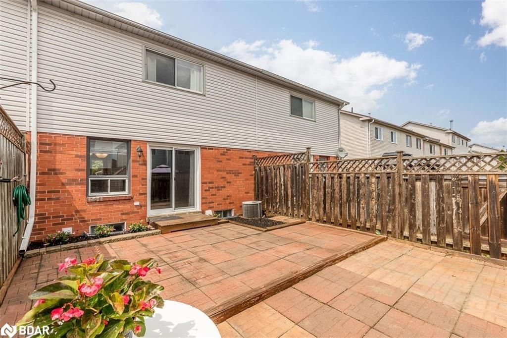 Listing Image 16