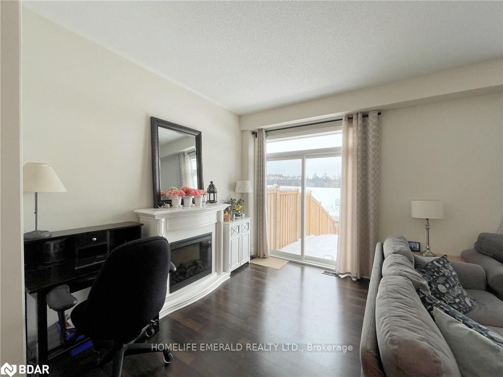 Listing Image 22