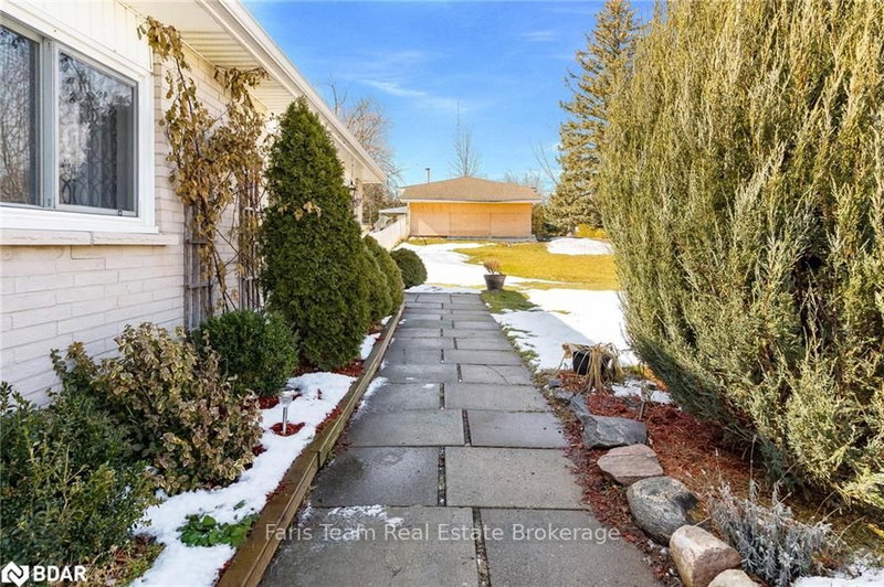 27 Jamieson Dr, Adjala-Tosorontio, L0N 1R0 | Image 3