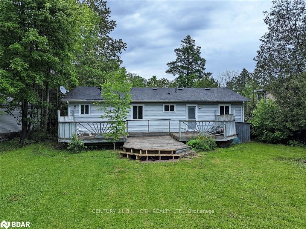 Listing Image 4