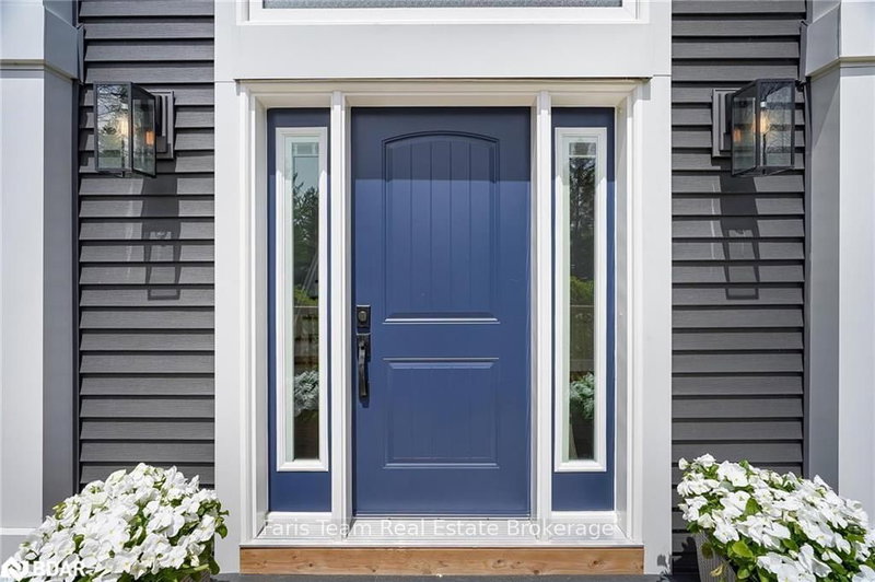 860 Blackwoods Ave, Innisfil, L9S 1S8 | Image 3