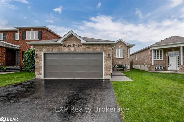 25 MIKE HART Drive