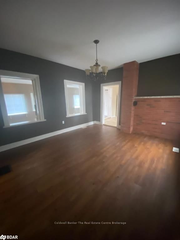 7878 Yonge St, Innisfil, L9S 1L4 | Image 3