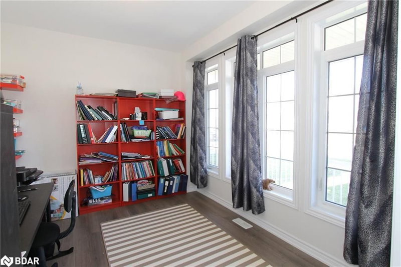 184 Brownley Lane, Essa, L0M 1B6 | Image 2