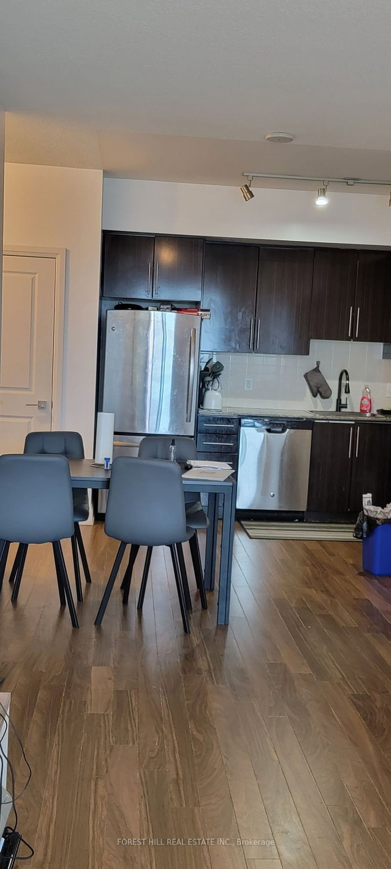 Room2