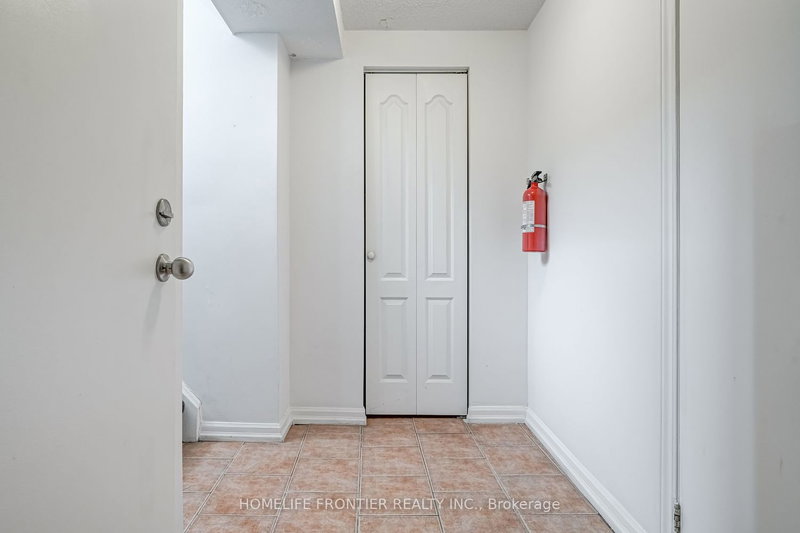 Bsmt - 29 Madsen Cres, Markham, L3R 4P2 | Image 3