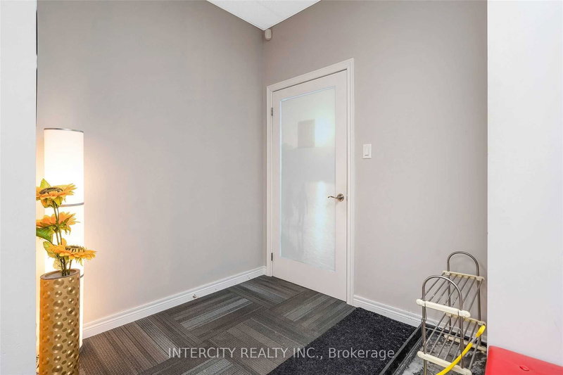 29 - 7611 Pine Valley Dr, Vaughan, L4L 0A2 | Image 2