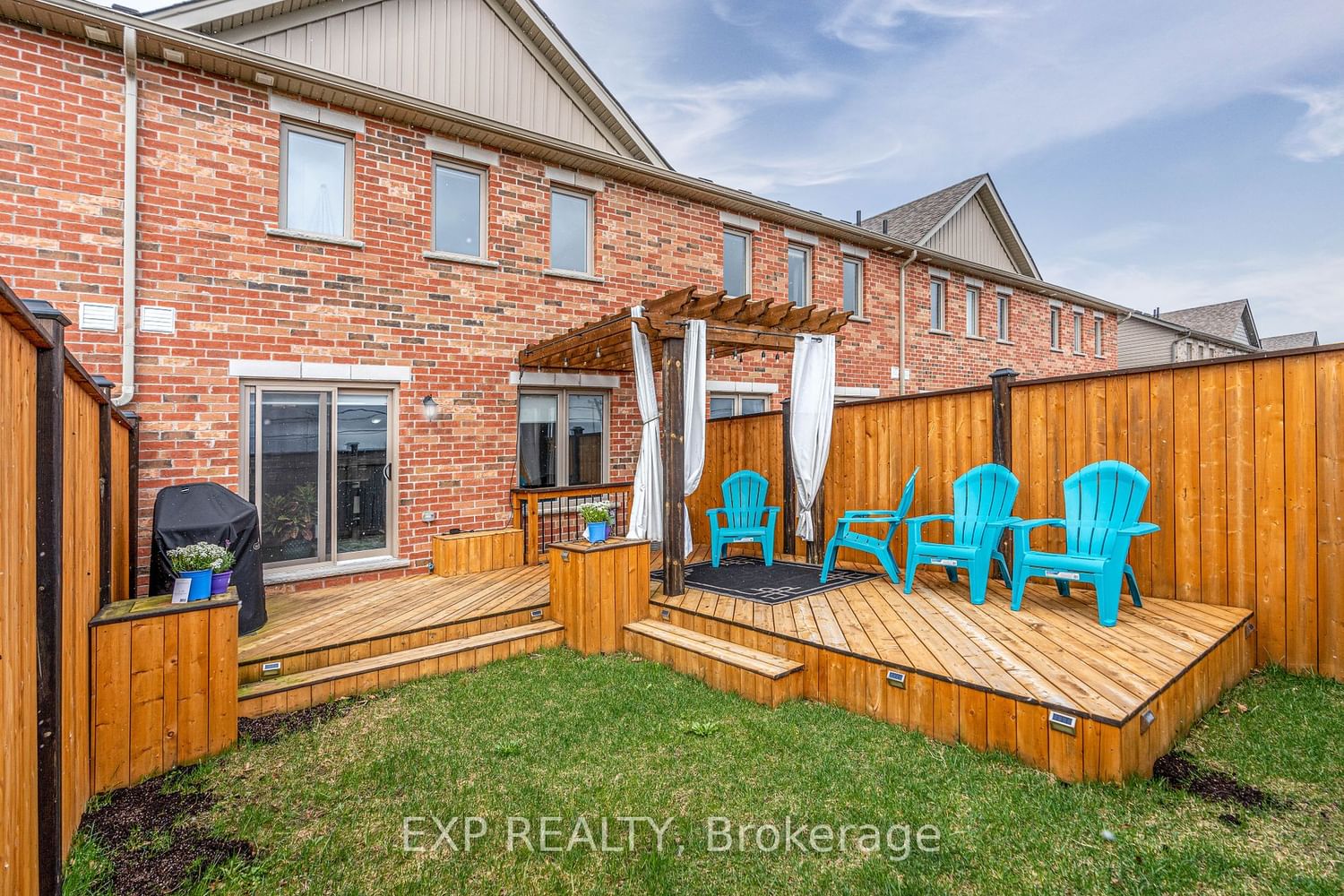 Listing Image 7