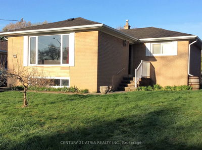 Detached House sold at 24 Collins Crescent, Aurora, Aurora Heights, L4G 2W2 - MLS: N6659944