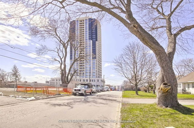302 - 1 Grandview Avenue