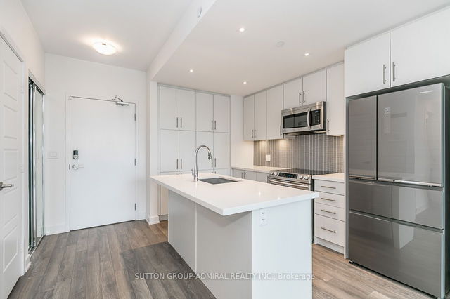202 - 375 Sea Ray Avenue