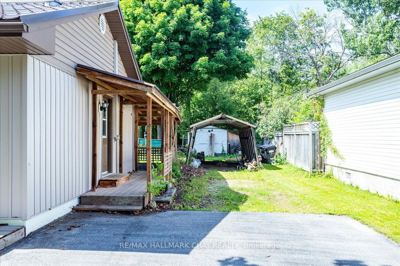 678 Rose Lane, Innisfil, L9S 2H5 | Image 2