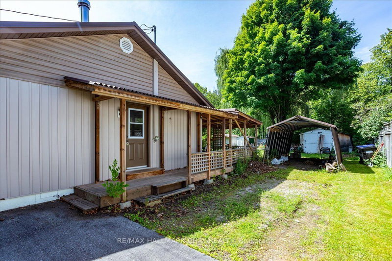 678 Rose Lane, Innisfil, L9S 2H5 | Image 3