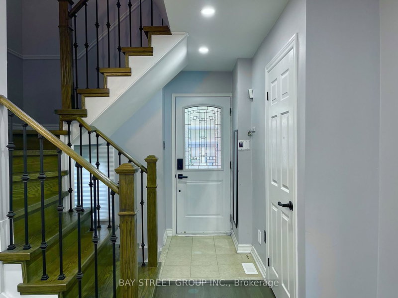 95 Miley Dr, Markham, L3R 4V2 | Image 3