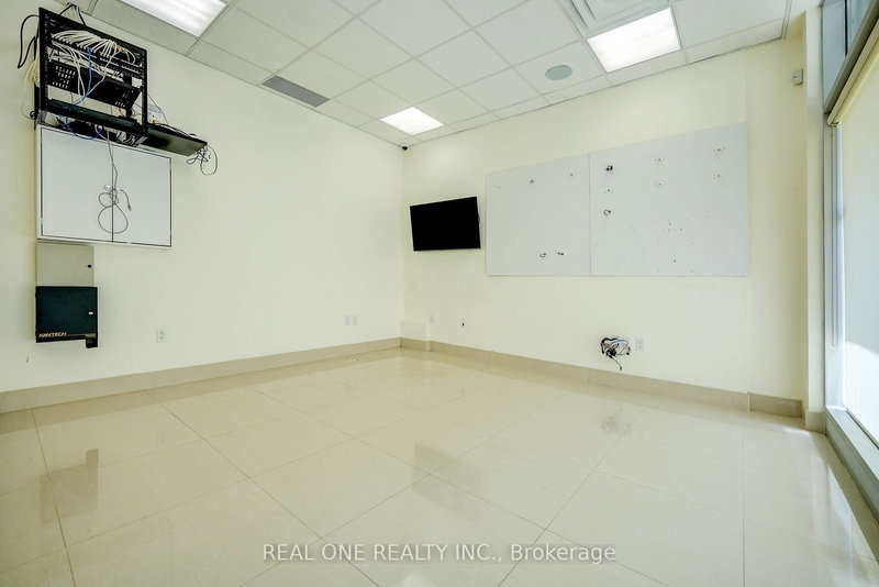 110 - 40 New Delhi Dr, Markham, L3S 0B5 | Image 3