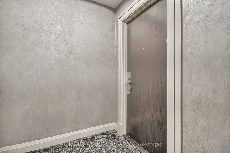 612 - 85 North Park Rd, Vaughan, L4J 0H9 | Image 3