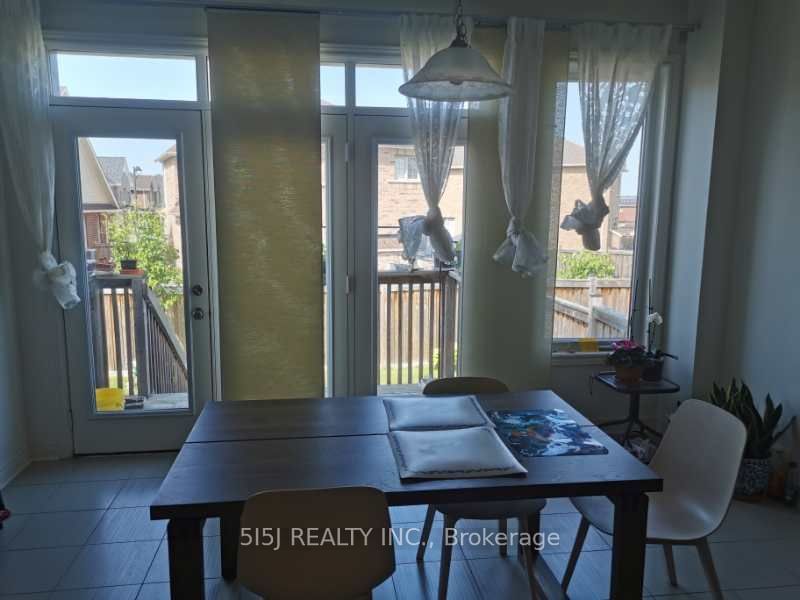 236 William Graham Dr, Aurora, L4G 0W4 | Image 3