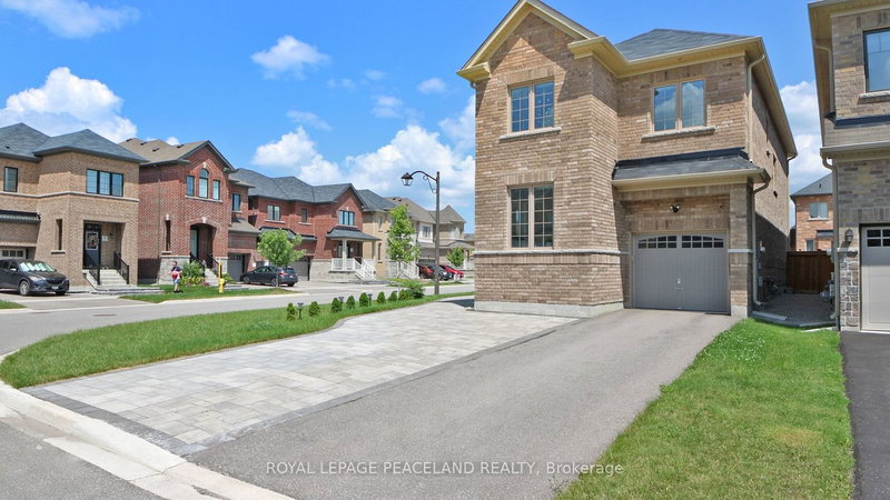 49 Birkett Way, Whitchurch-Stouffville, L4A 4P7 | Image 2