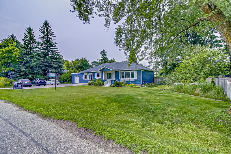 350 The Queensway N/A S, Georgina, L4P 2B9 | Image 3