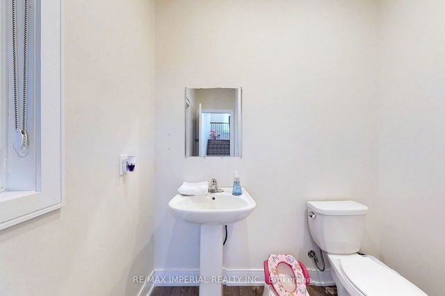94 Velia Court