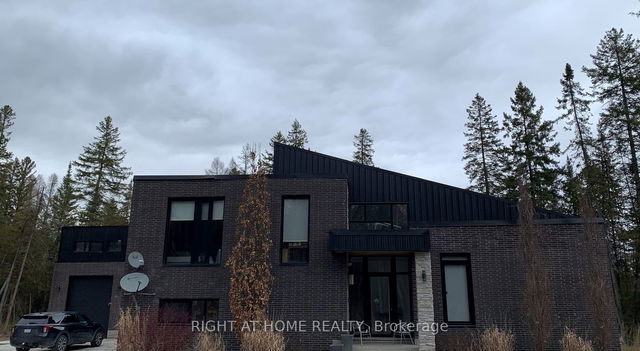 9949 Concession 3 Road