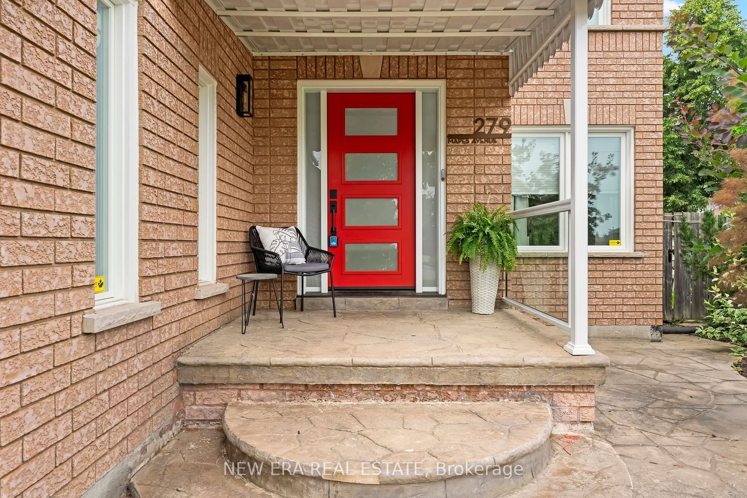 Listing Image 3