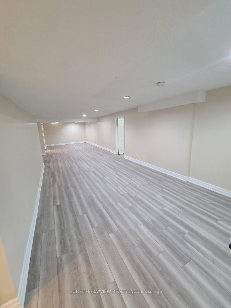 (Lower) - 29 Northgate Cres, Richmond Hill, L4B 2K8 | Image 2