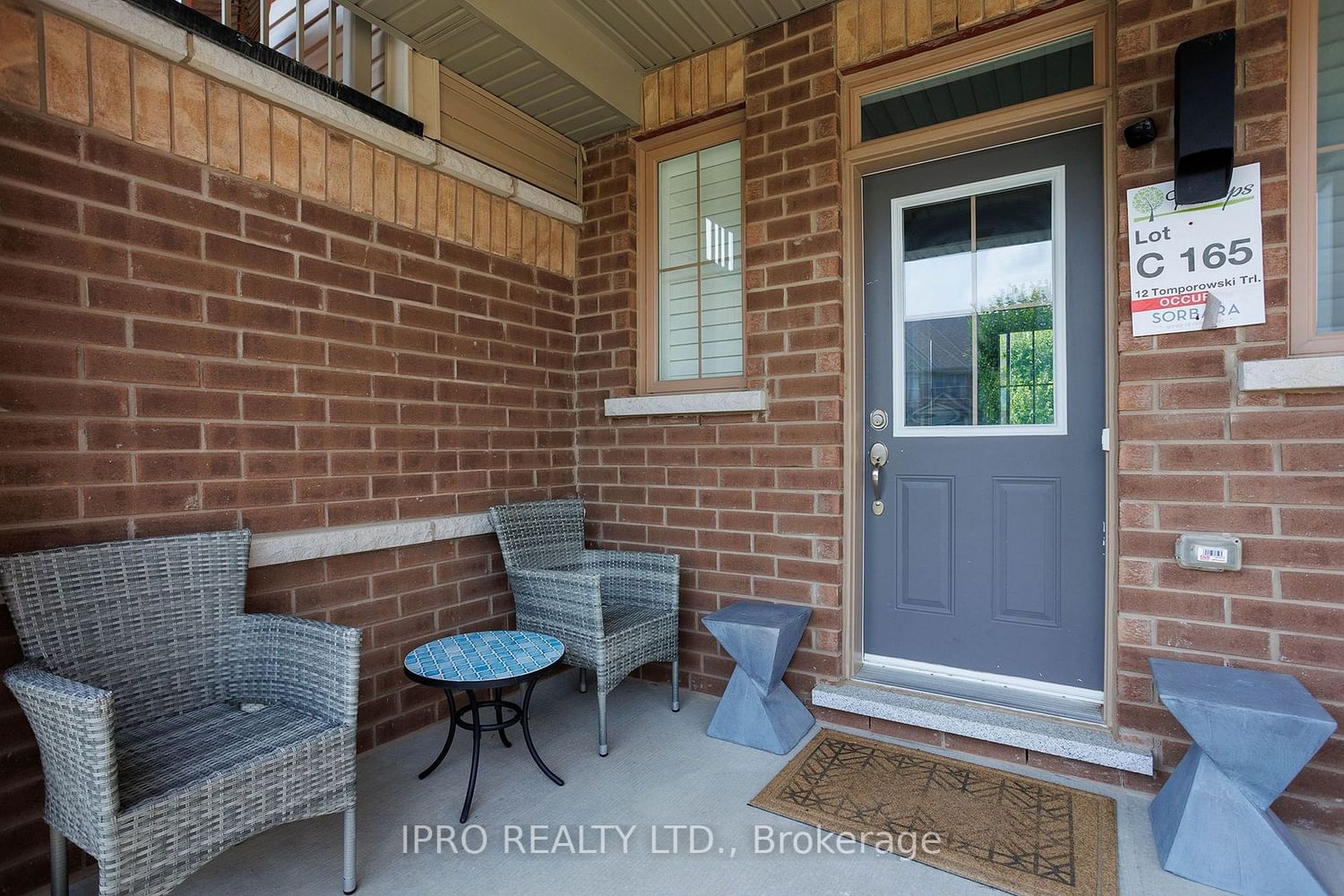 Listing Image 4