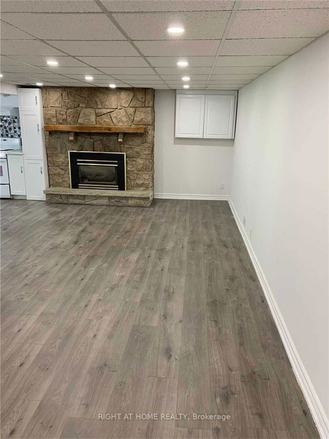 991 Jacarandah Drive