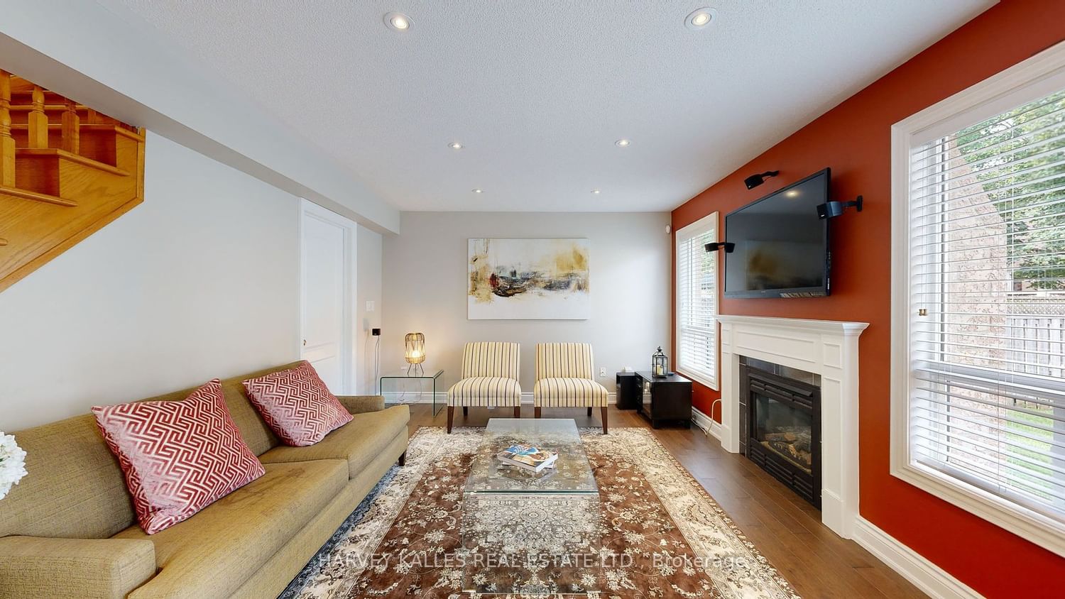 Listing Image 7