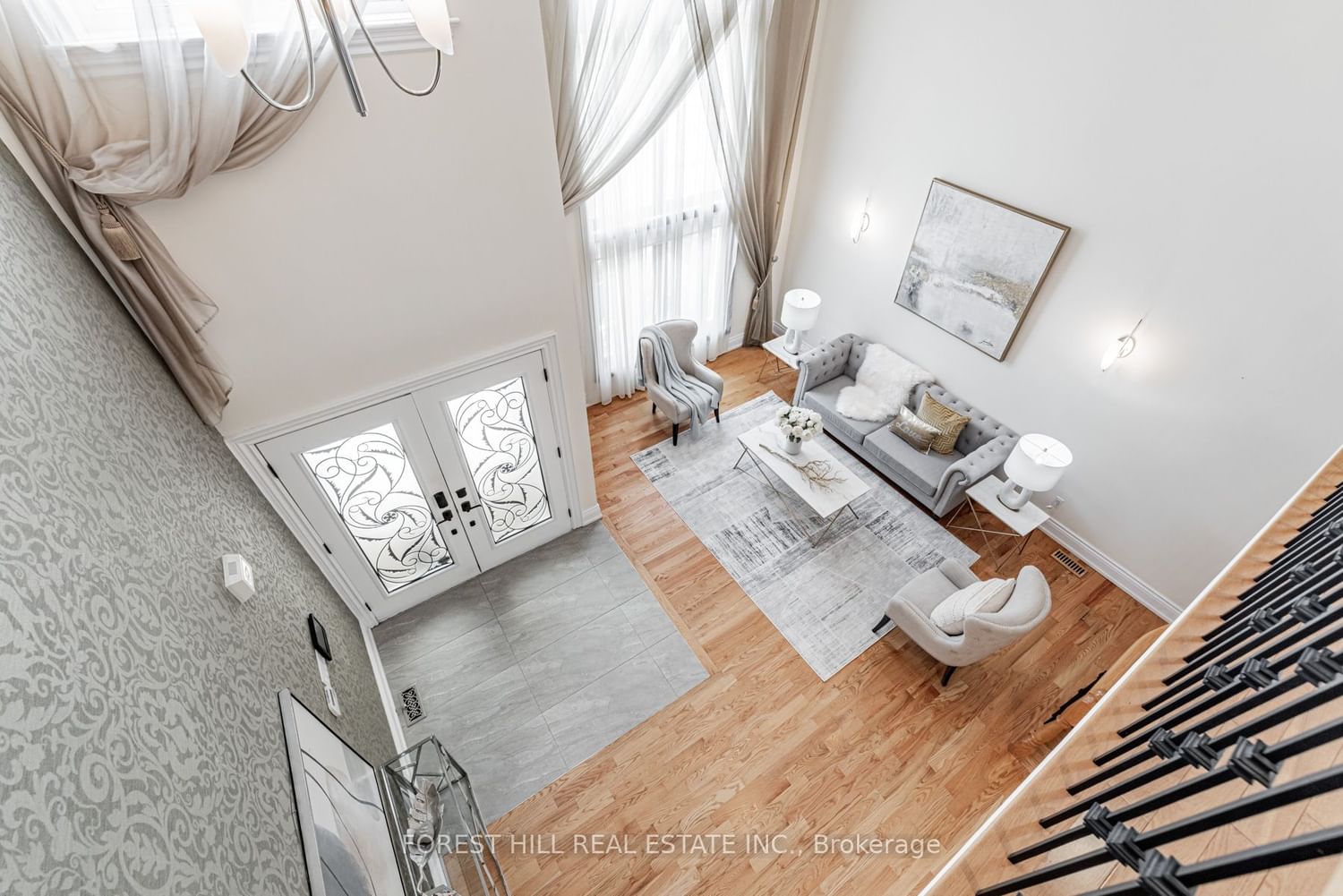 Listing Image 7