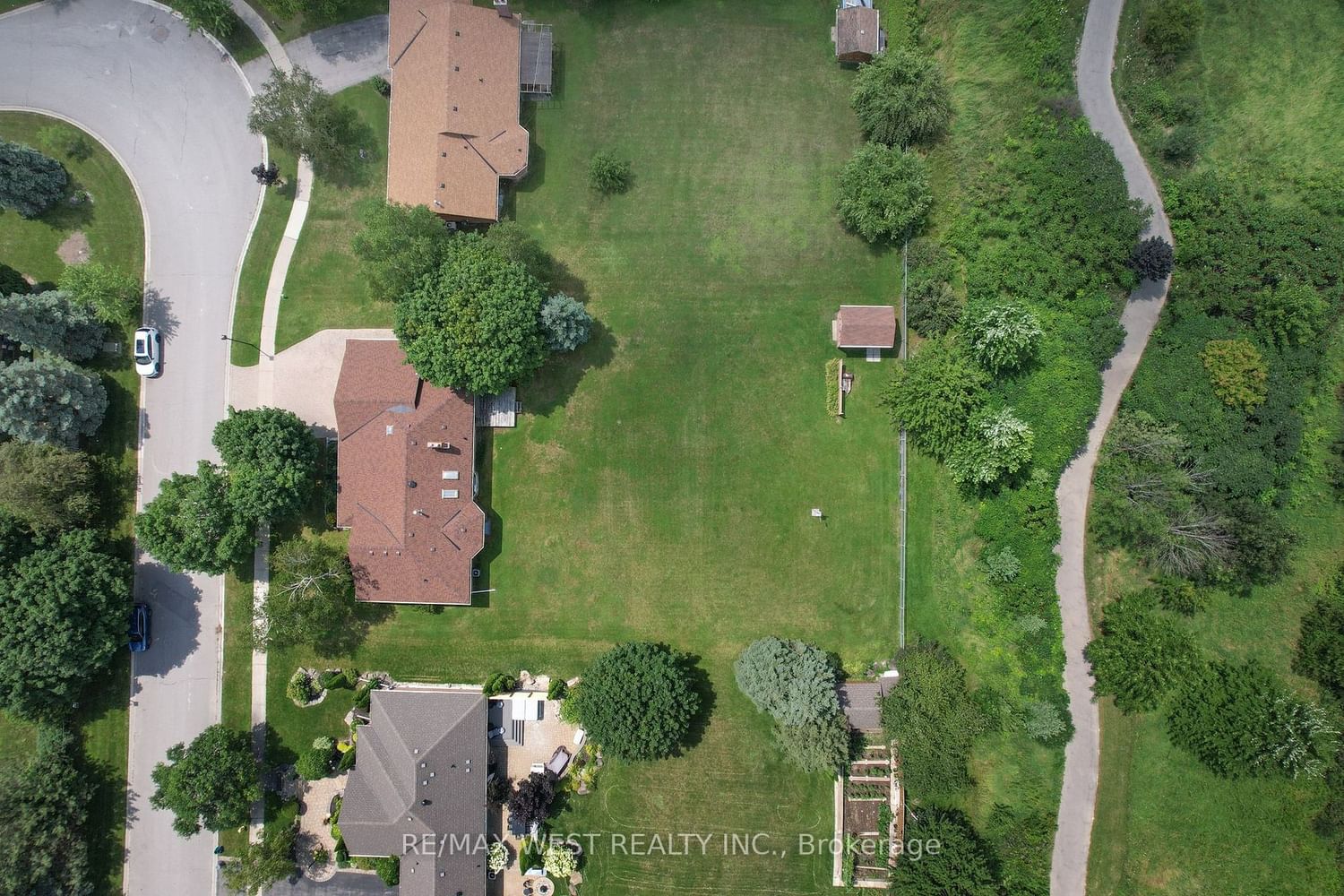 Listing Image 28