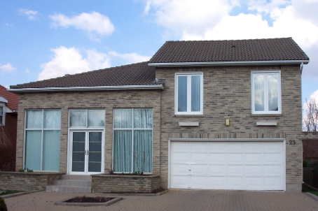 23 Montgomery Crt, Markham, L3R0C4 | Image 2