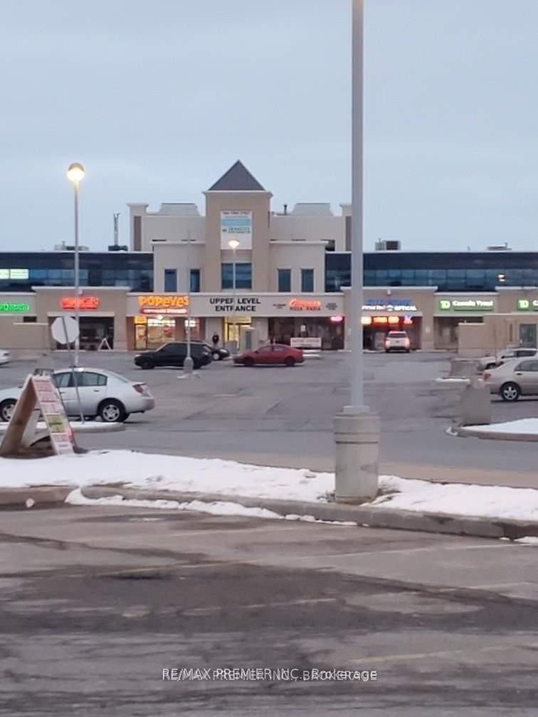 40 - 10909 Yonge St, Richmond Hill, L4C 3E3 | Image 2