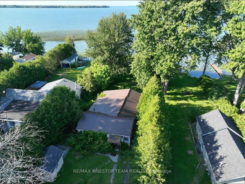 108 Moore's Beach Rd, Georgina, L0E 1N0 | Image 2