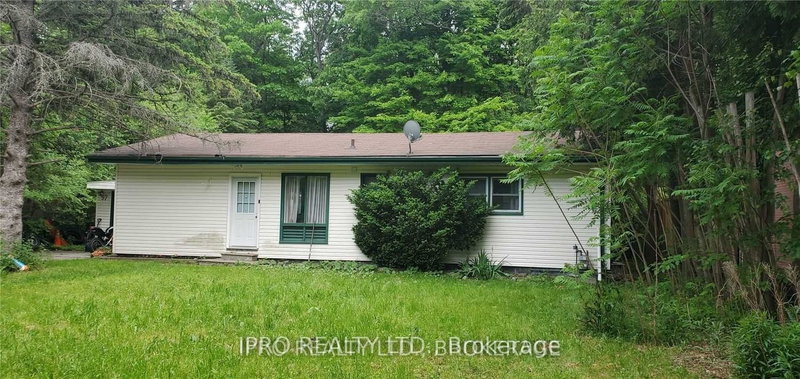 97 Park Cres S, Richmond Hill, L4E 3J5 | Image 2