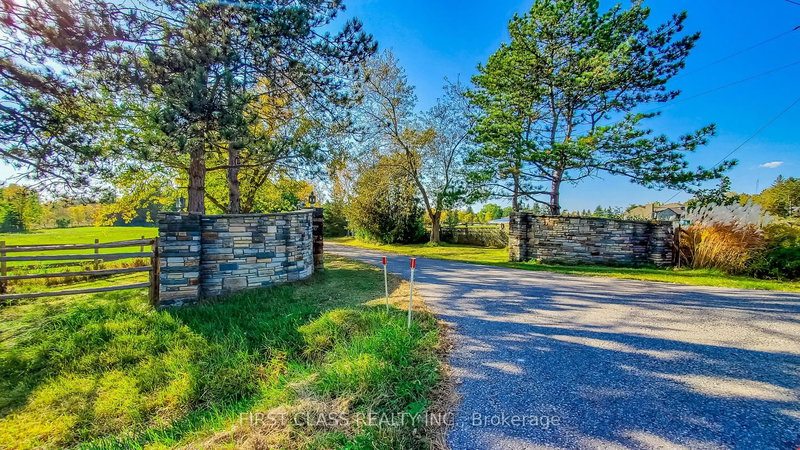 18 Kennedy Lane, Whitchurch-Stouffville, L4A 2J5 | Image 2