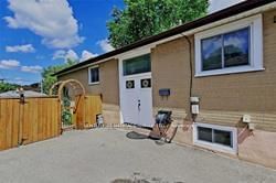 Main - 34 Kitimat Cres, Aurora, L4G 3C3 | Image 3
