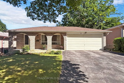 Detached House sold at 28 Castle Harbour Lane, Markham, Ontario, L3T 3A2 - Bayview Fairway-Bayview Country Club Estates - MLS: N6734742