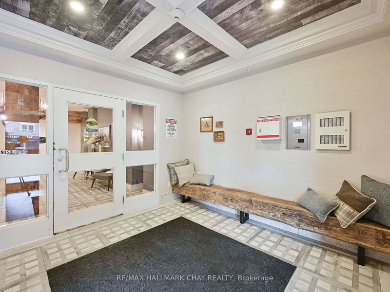 304 - 157 Wellington St E, New Tecumseth, L9R 0R7 | Image 3