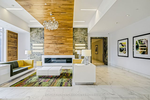 230 - 7900 Bathurst Street