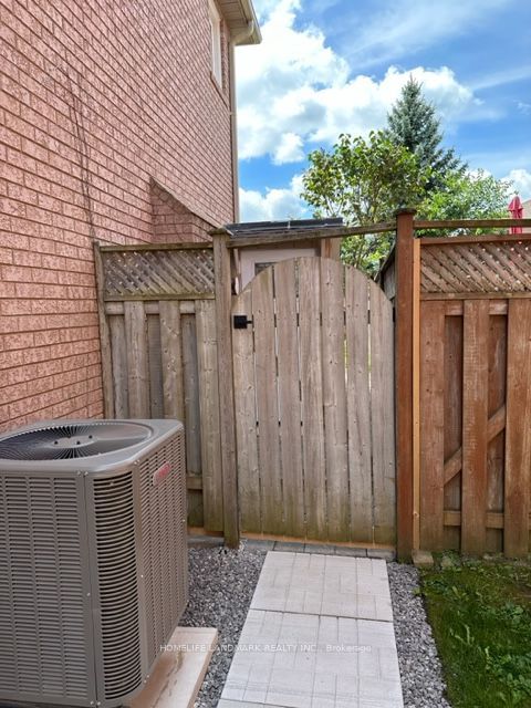 Bsmnt - 81 Sweet Water Cres, Richmond Hill, L4S 2B2 | Image 3