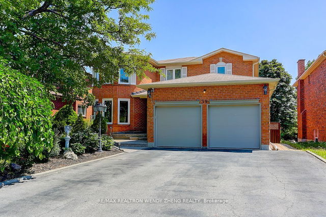 39 Butterfield Crescent