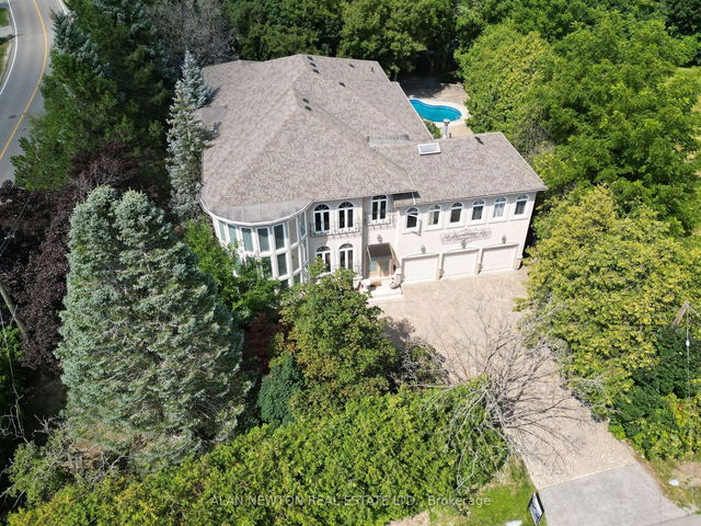 38 Thornridge Drive